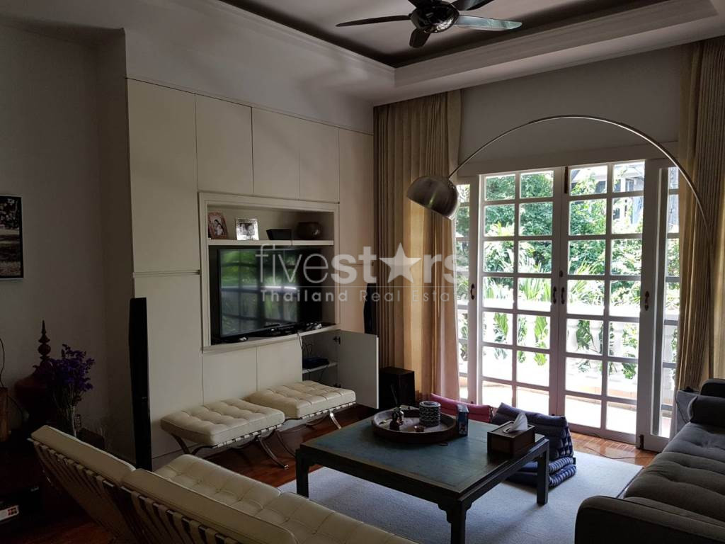 3-bedroom Townhouse in compound for rent on Phrom Phong, photo 5