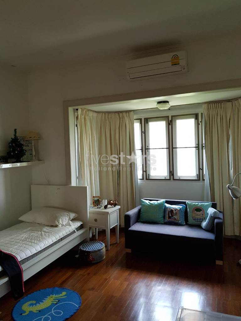 3-bedroom Townhouse in compound for rent on Phrom Phong, photo 13