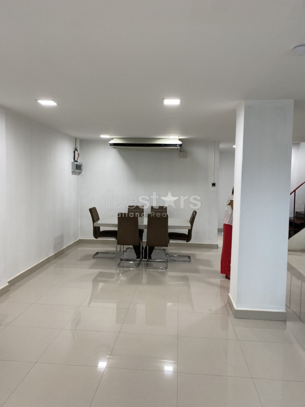 3 bedroom townhouse for rent on Phrom Phong, photo 7