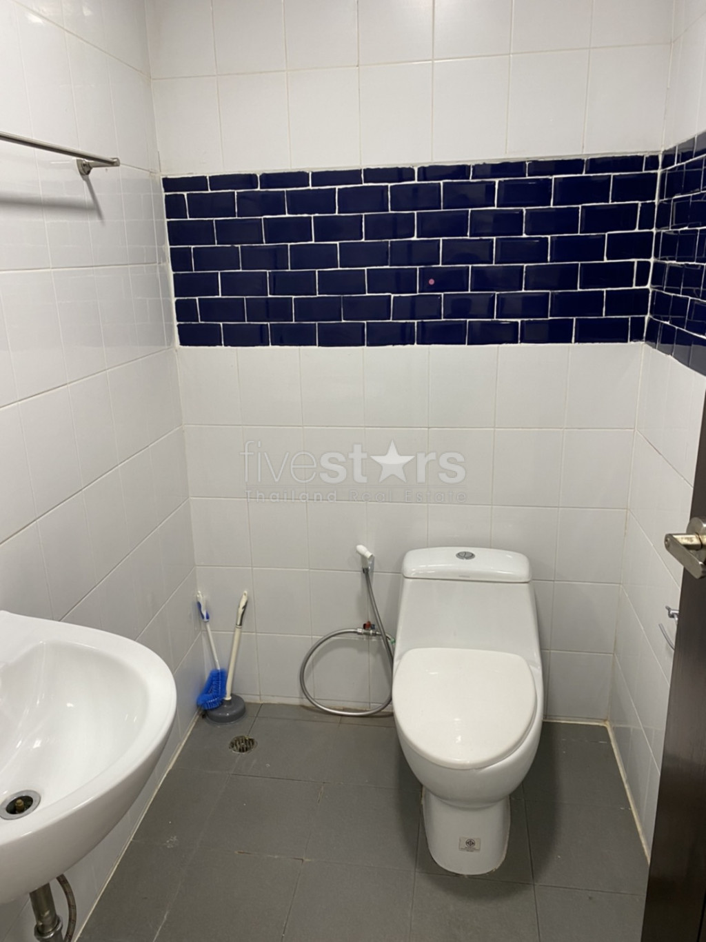 3 bedroom townhouse for rent on Phrom Phong, photo 8