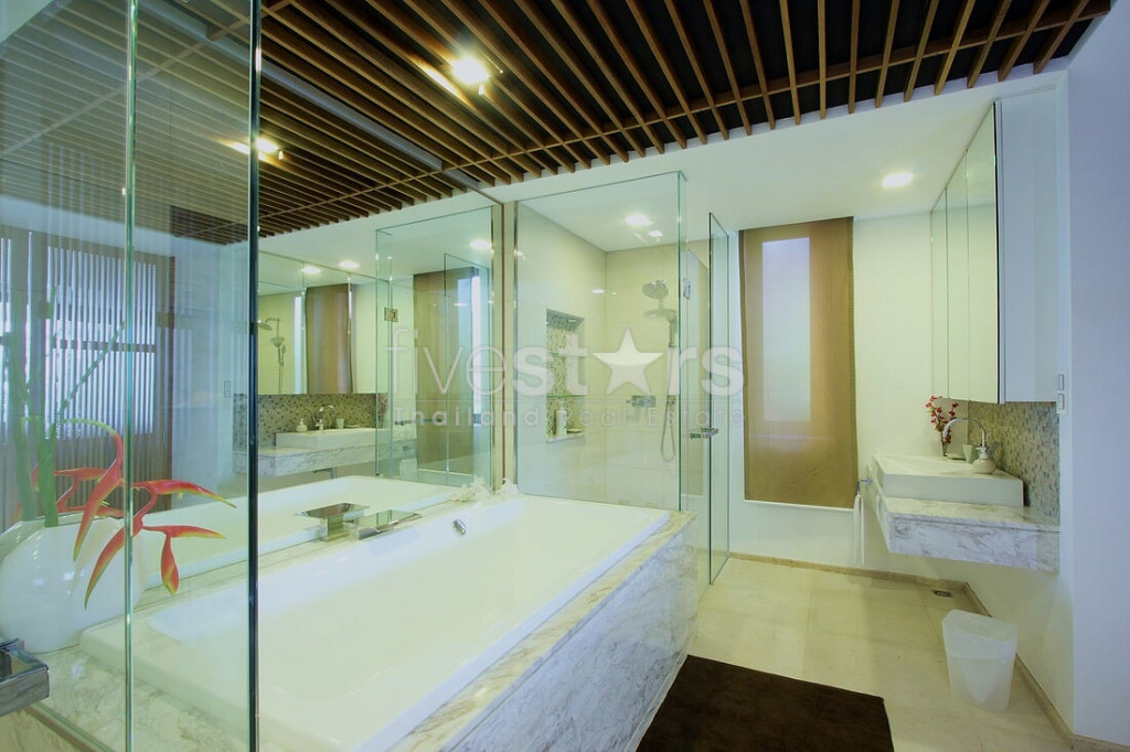 High-end 2 bedroom apartment for sale overlooking the Andaman Sea, photo 4