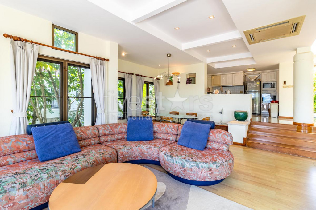 Maison à vendre à Phuket surplombant la baie d'Ao Yon à Panwa, photo 8