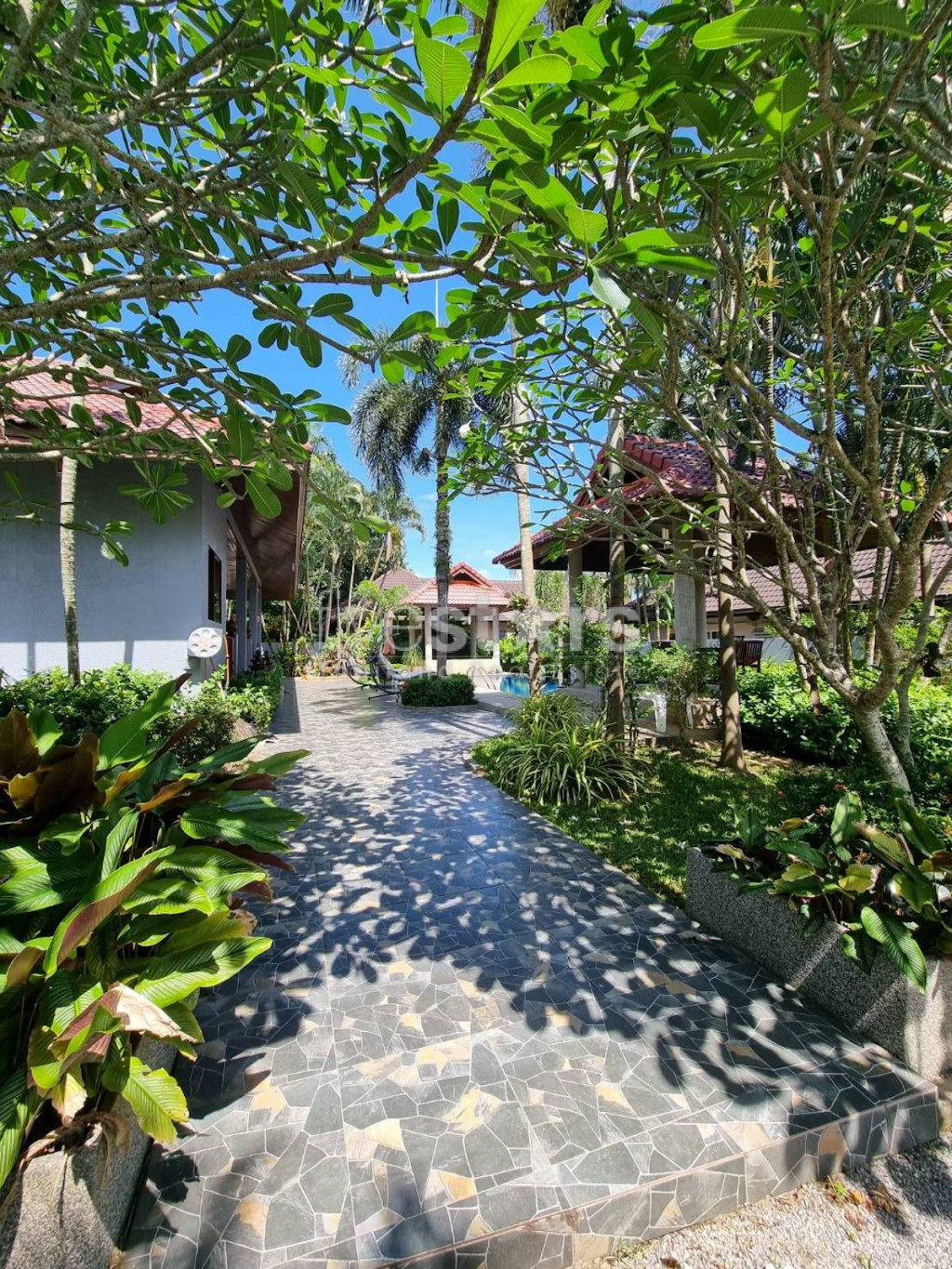 3 bedroom villa for sale near Nai Harn, photo 5