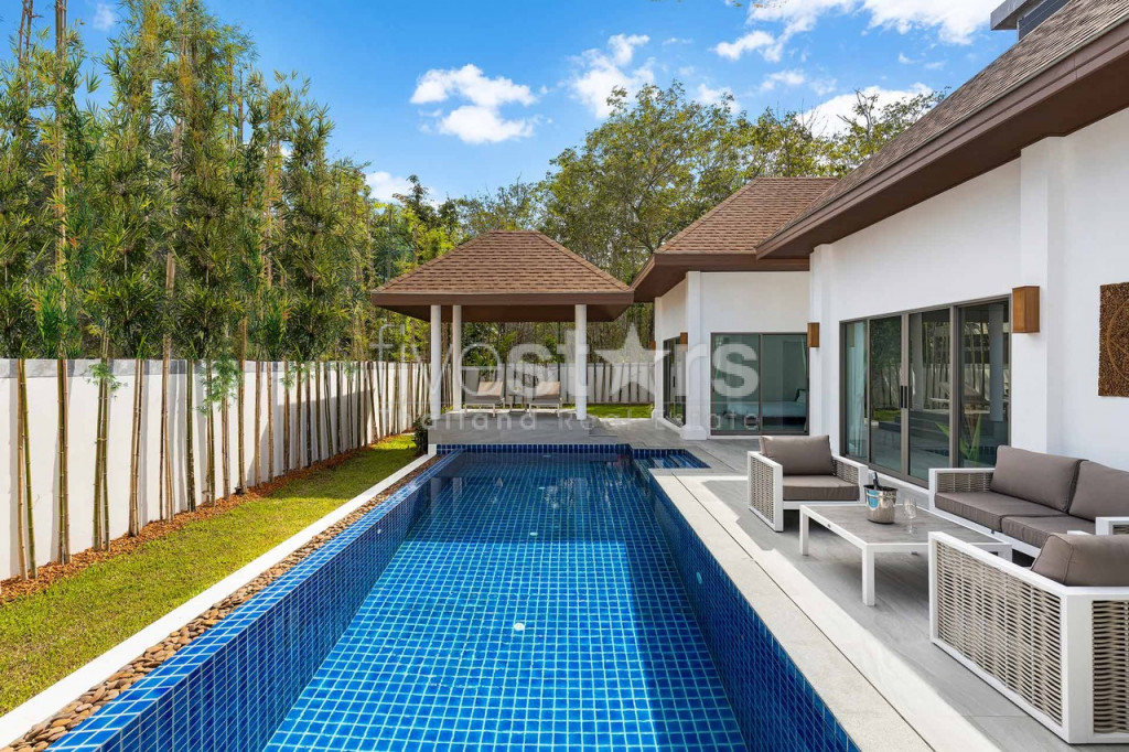 villa neuve avec 4 chambres à vendre à Rawai