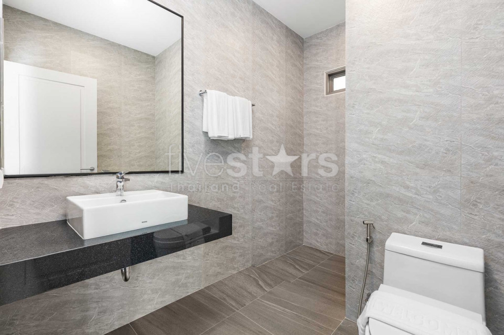 villa neuve avec 4 chambres à vendre à Rawai, photo 10