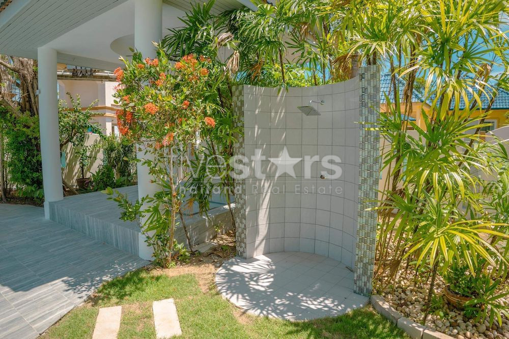 Spacious pool villa in Rawai, photo 6