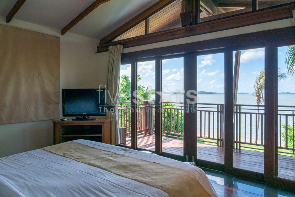 2-bedroom Beachfront Pool Villa for sale in Phuket, photo 11