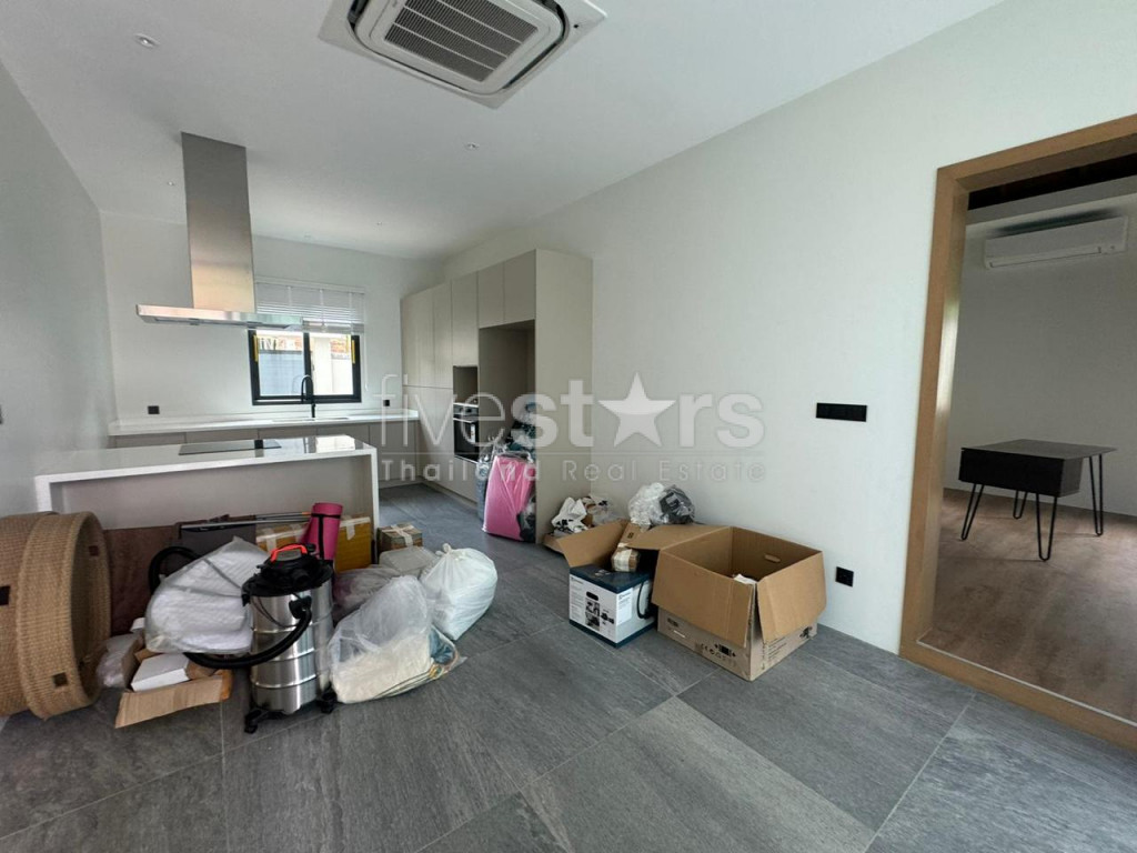 Tropical style villa for sale close to Nai Harn Beach, photo 5