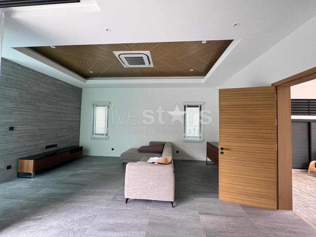 Tropical style villa for sale close to Nai Harn Beach, photo 11