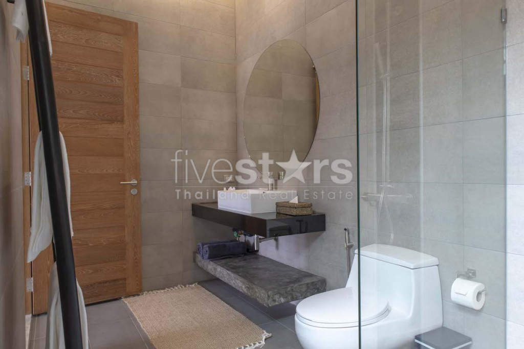 Villa de standing dans une zone résidentielle à vendre à Phuket, photo 14