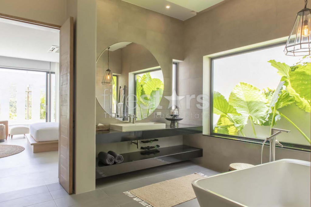 Villa de standing dans une zone résidentielle à vendre à Phuket, photo 16