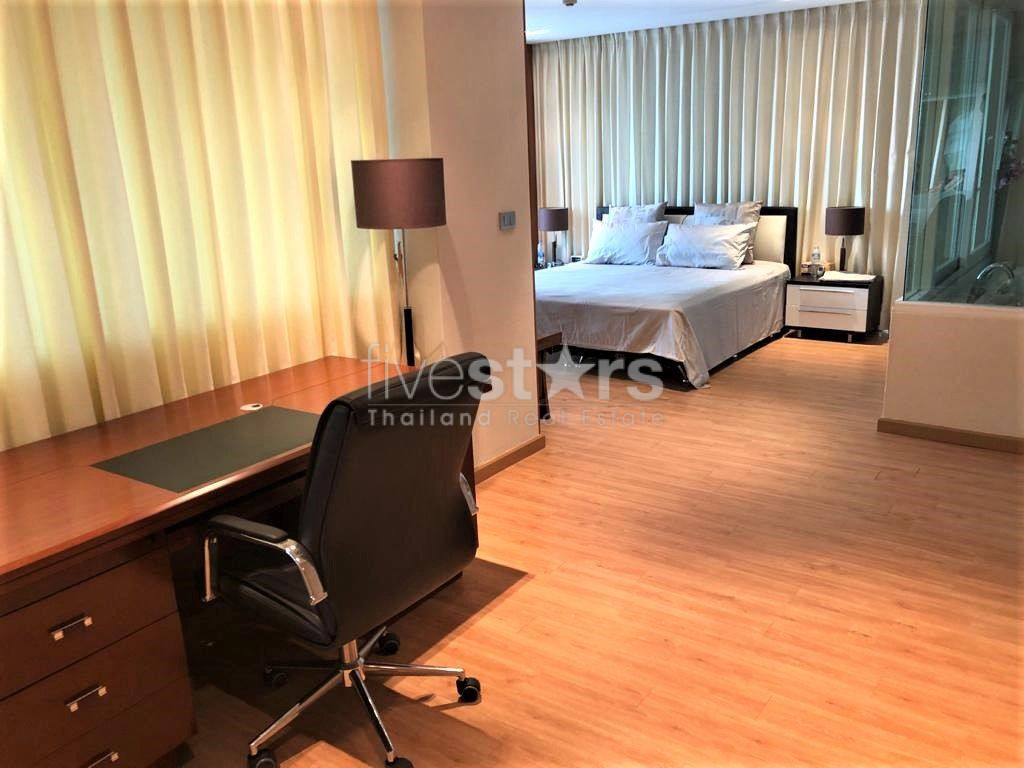4 bedrooms penthouse with breathtaking seaview for sale in Phuket, photo 11