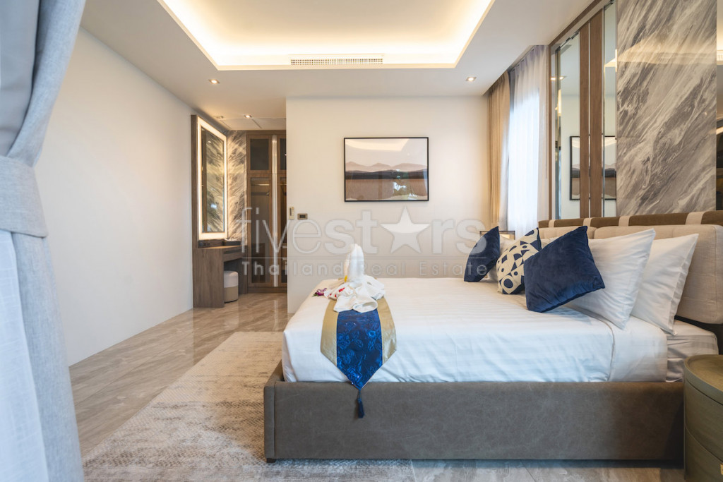 Villas 4 chambres à vendre à moins de 2 km de la plage de Bang Tao, photo 15