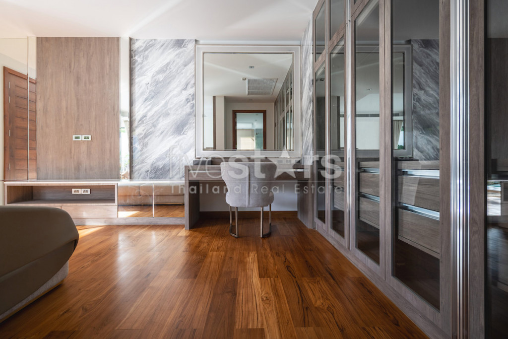 Villas 4 chambres à vendre à moins de 2 km de la plage de Bang Tao, photo 11