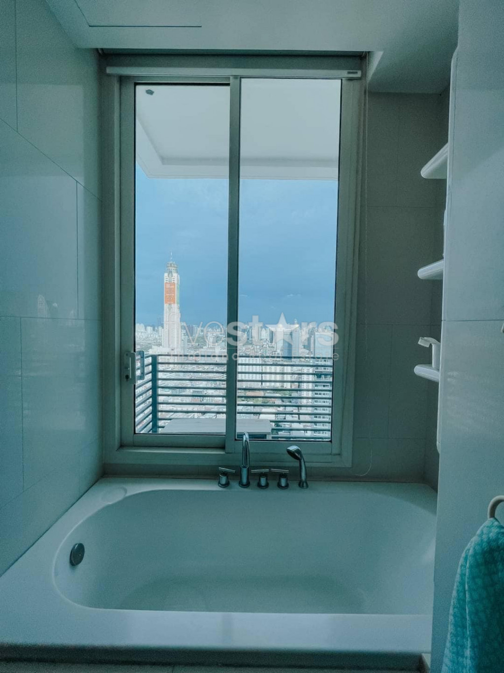 Modern 2- Bedroom for sale on Phayathai, photo 12