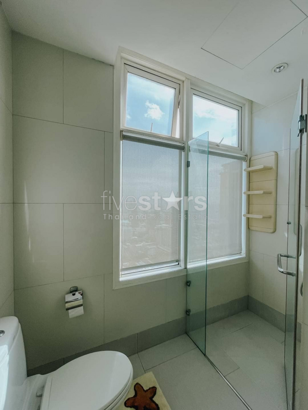 Modern 2- Bedroom for sale on Phayathai, photo 13