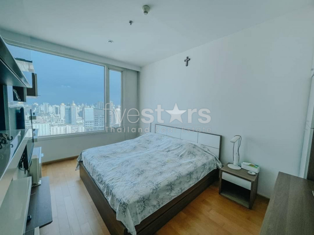 Modern 2- Bedroom for sale on Phayathai, photo 6