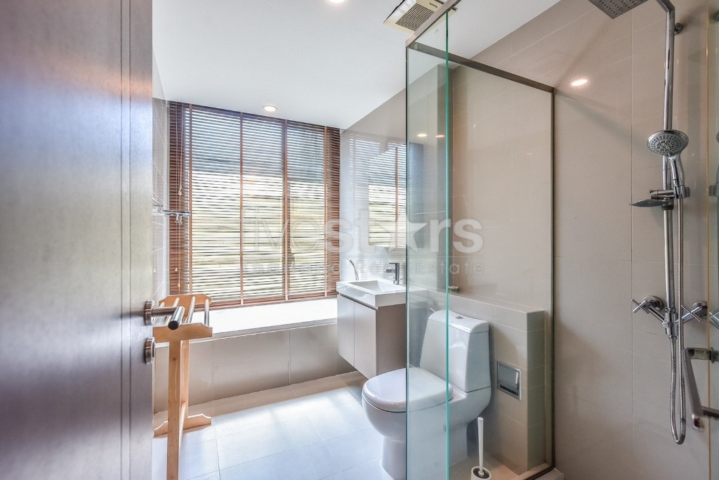 2-bedroom duplex condo for sale close to BTS Ratchathewi, photo 12