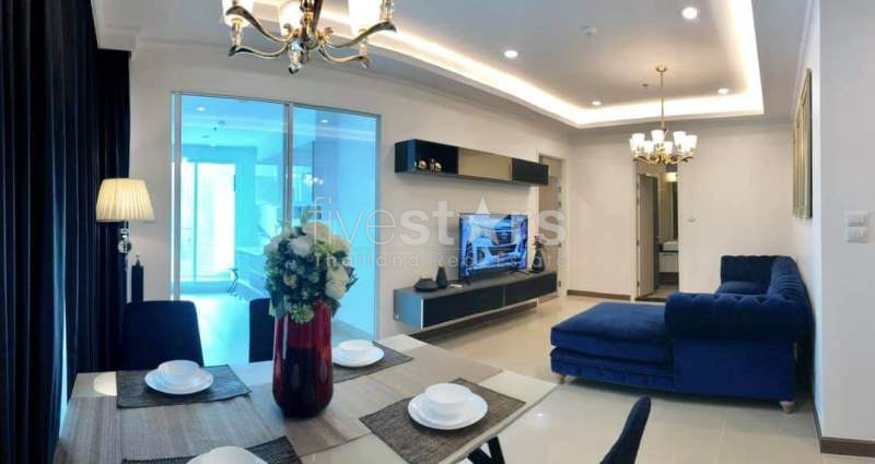 1 bedroom condo for sale in Phayathai close to BTS and Airport link