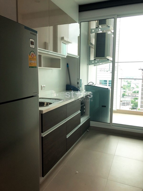 1 bedroom condo for sale in Phayathai close to BTS and Airport link, photo 7