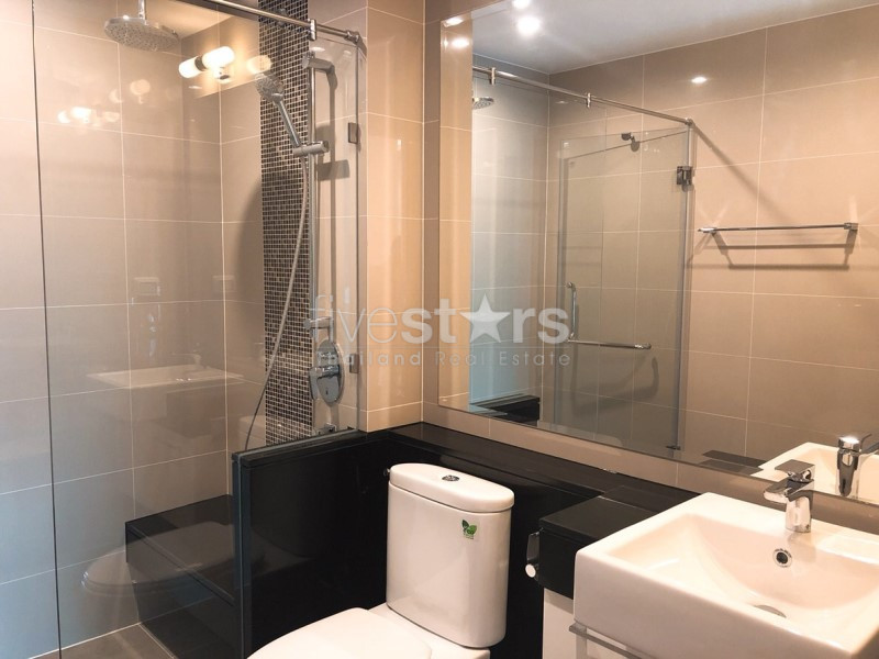 1 bedroom condo for sale in Phayathai close to BTS and Airport link, photo 8