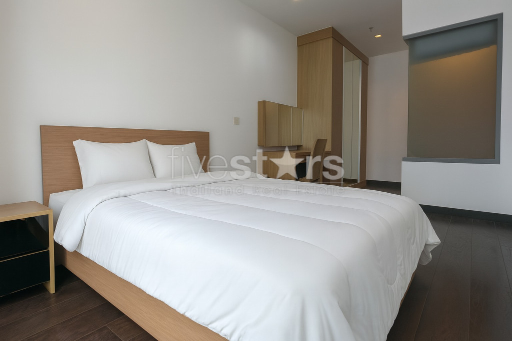 1-bedroom condo for sale close to Phayathai BTS and subway stations., photo 5