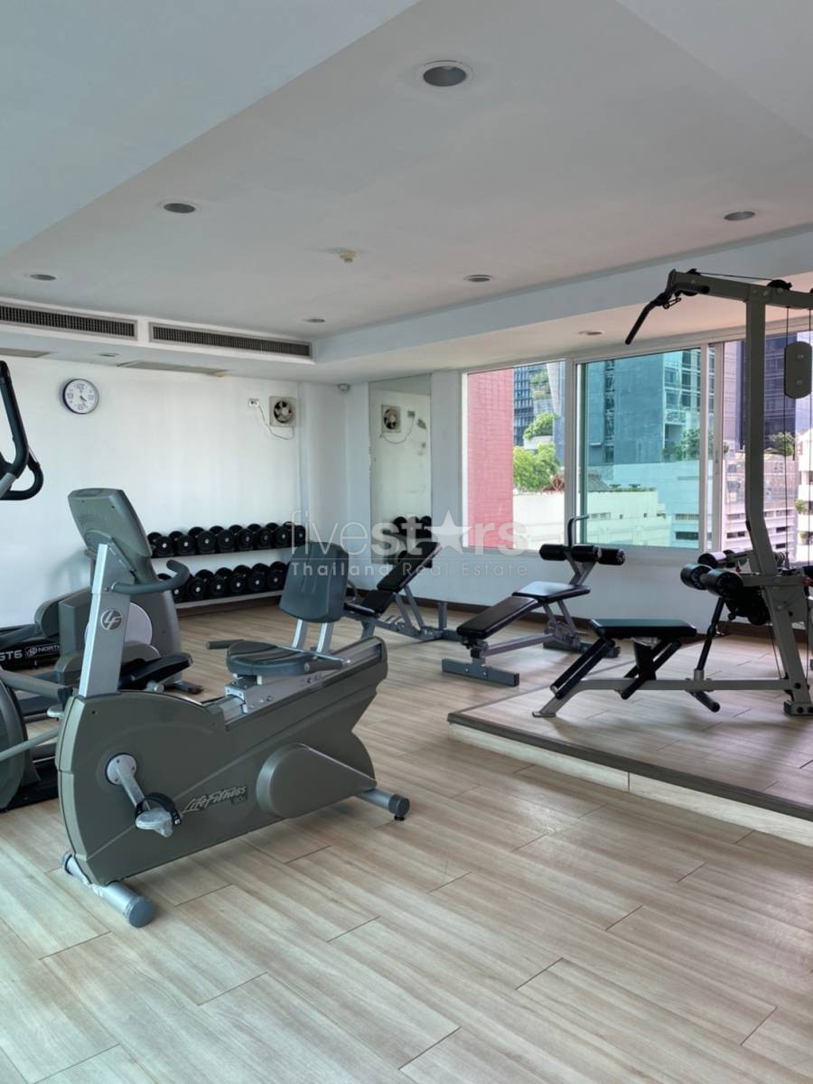 2 bedroom condominium for rent close to BTS Ploenchit, photo 14