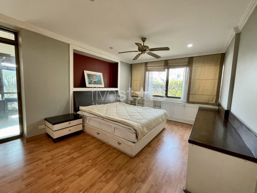 Large 3 bedrooms condo for rent near BTS Ploenchit, photo 6