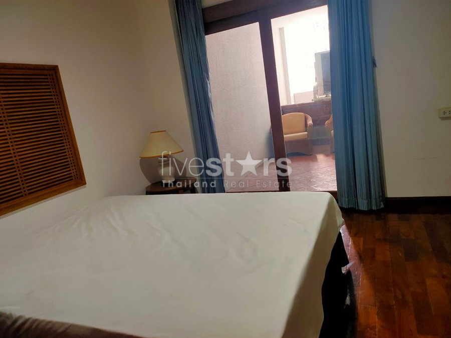 Condo duplex 2 bedrooms with large balcony for rent near BTS Chidlom, photo 14