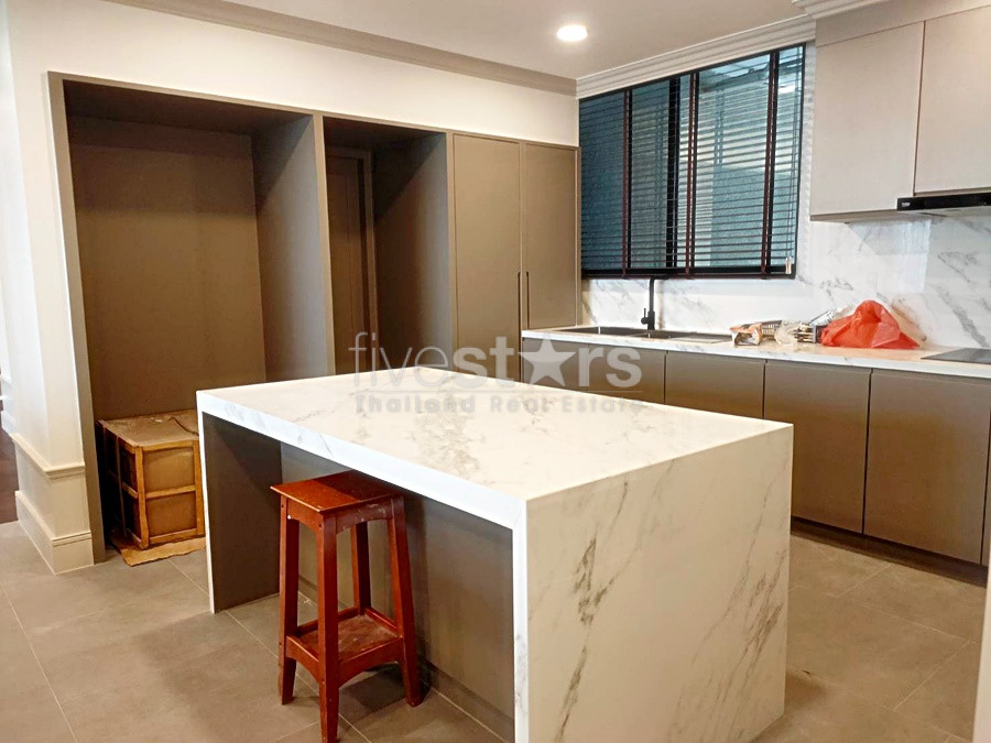 Spacious renovated condo penthouse 3 bedrooms for rent near BTS Chidlom, photo 4