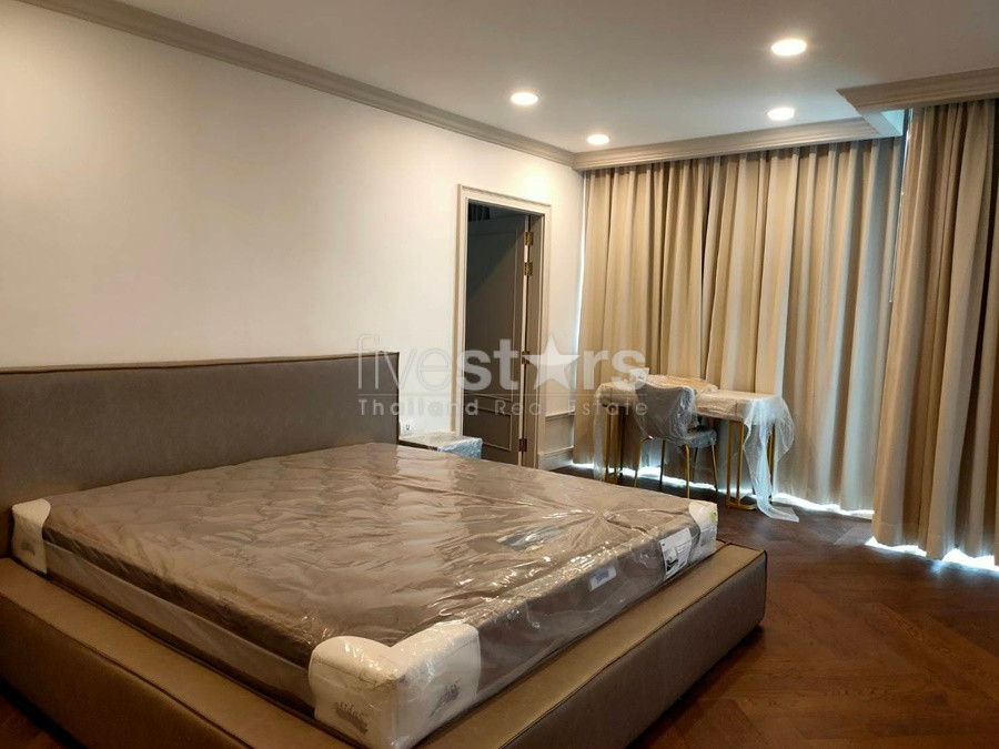 Spacious renovated condo penthouse 3 bedrooms for rent near BTS Chidlom, photo 6