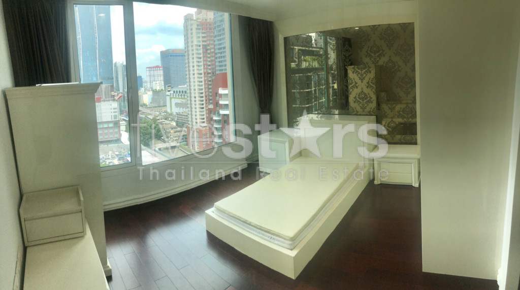 Appartement spacieux de 2 chambres à louer proche BTS ChidLom, photo 11