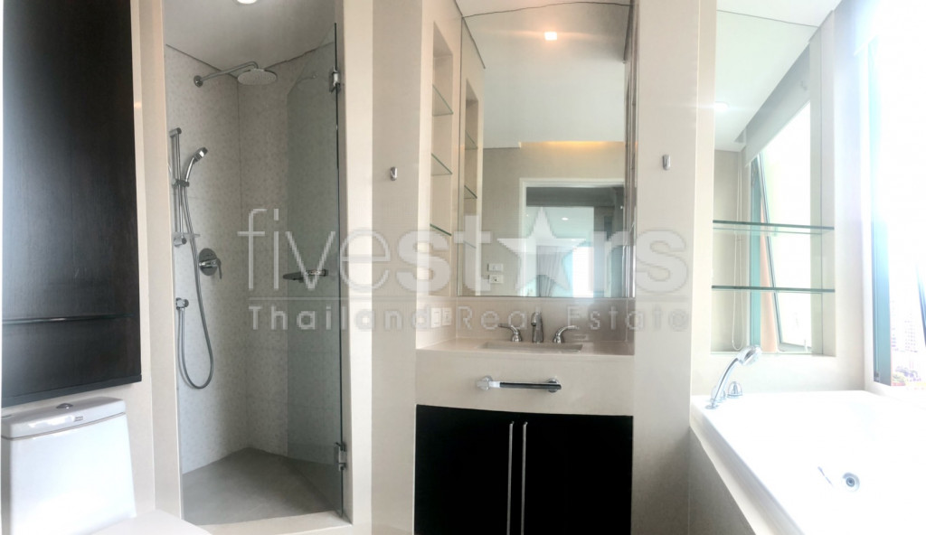 Appartement spacieux de 2 chambres à louer proche BTS ChidLom, photo 12
