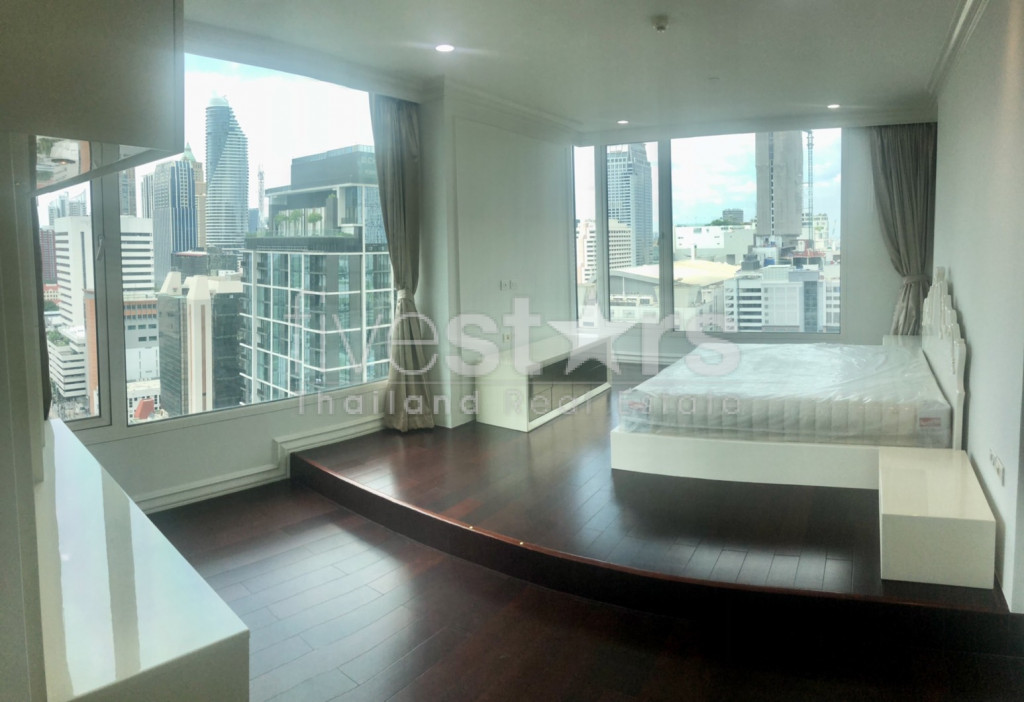 Appartement spacieux de 2 chambres à louer proche BTS ChidLom, photo 8