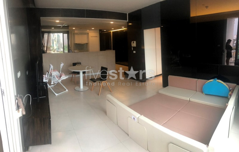 Appartement 2 chambres à vendre quartier Chdilom/Petchaburi, photo 3