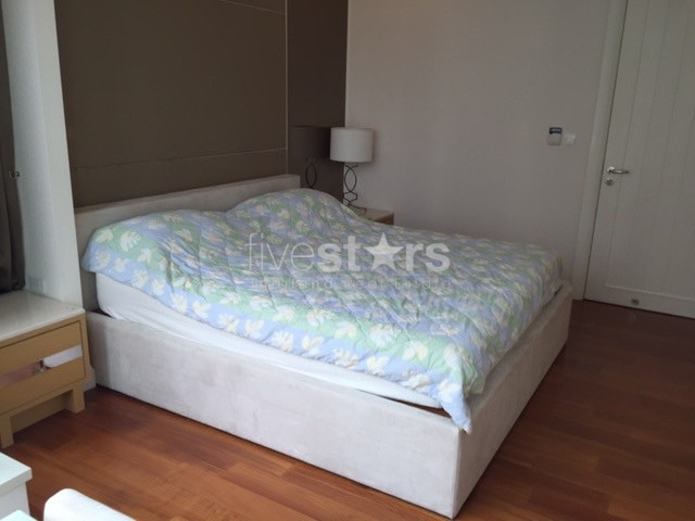 2-bedroom spacious condo for rent close to Chit Lom BTS Station, photo 5