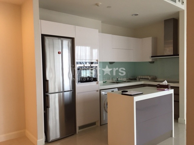 2-bedroom spacious condo for rent close to Chit Lom BTS Station, photo 7