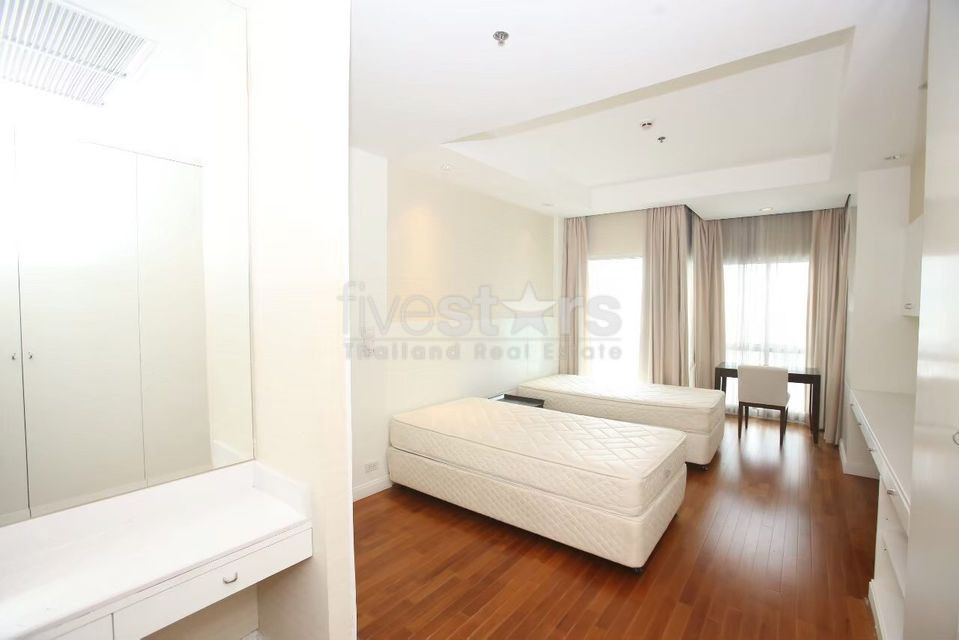 Penthouse Duplex 4 - Chambre à louer sur Ploenchit, photo 7