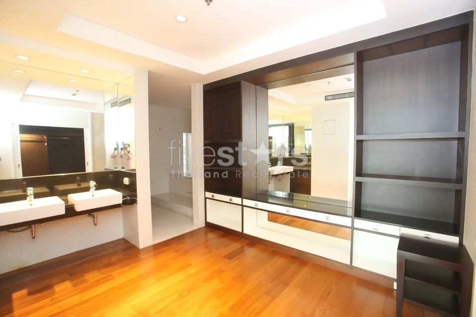 Penthouse Duplex 4 - Chambre à louer sur Ploenchit, photo 10