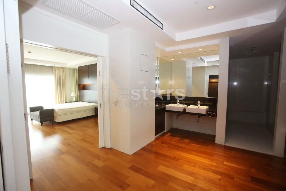 Penthouse Duplex 4 - Chambre à louer sur Ploenchit, photo 9