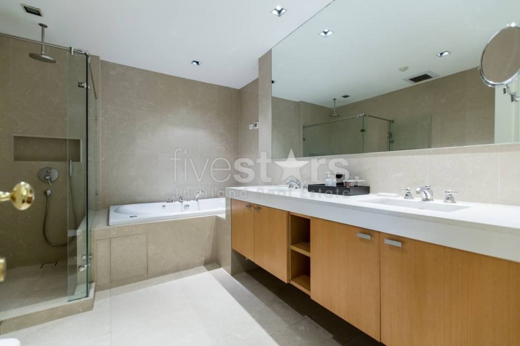 Appartement de 3 chambres à louer dans le quartier de Phloen Chit, photo 16