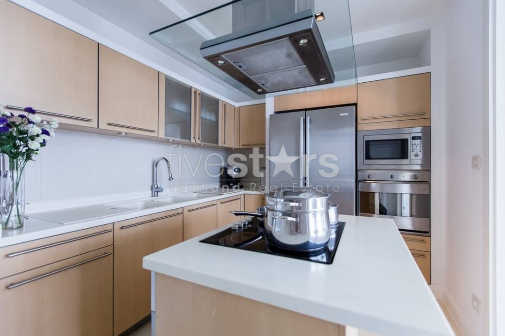 Appartement de 3 chambres à louer dans le quartier de Phloen Chit, photo 5