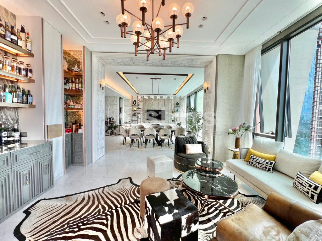 Appartement de luxe de 4 chambres à louer à Ploenchit, photo 4