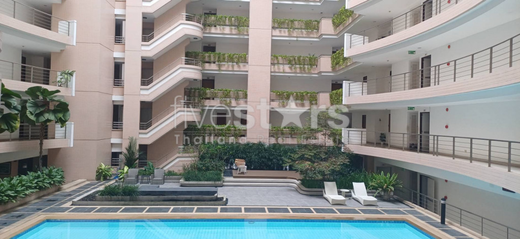 Grand condo de 2 chambres à vendre sur Ploenchit, photo 7