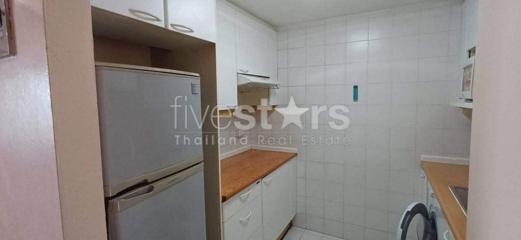 Grand condo de 2 chambres à vendre sur Ploenchit, photo 3