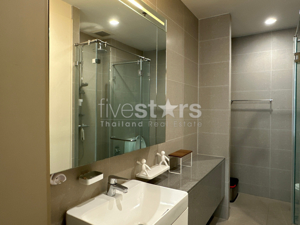 Appartement 1 Chambre de Style Loft à Louer à Ploenchit, photo 11