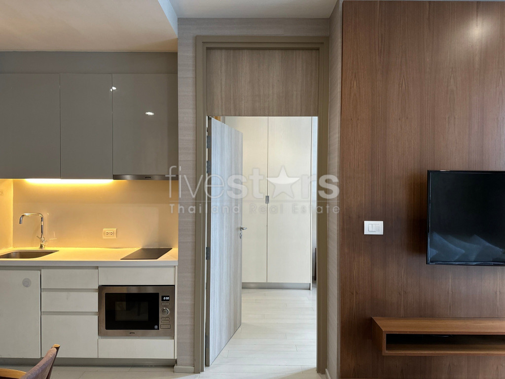 Appartement 1 Chambre de Style Loft à Louer à Ploenchit, photo 7