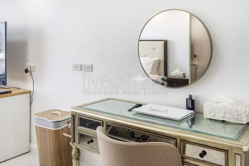 Condominium cosy de 3 chambres à louer à Ploenchit., photo 13