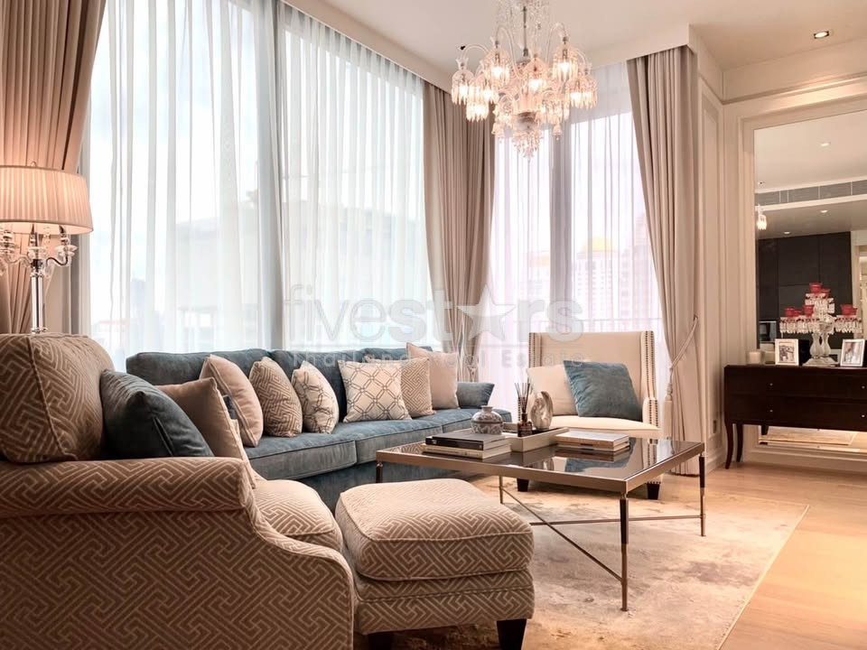 Appartement 1 chambre super luxueux à louer à Chidlom