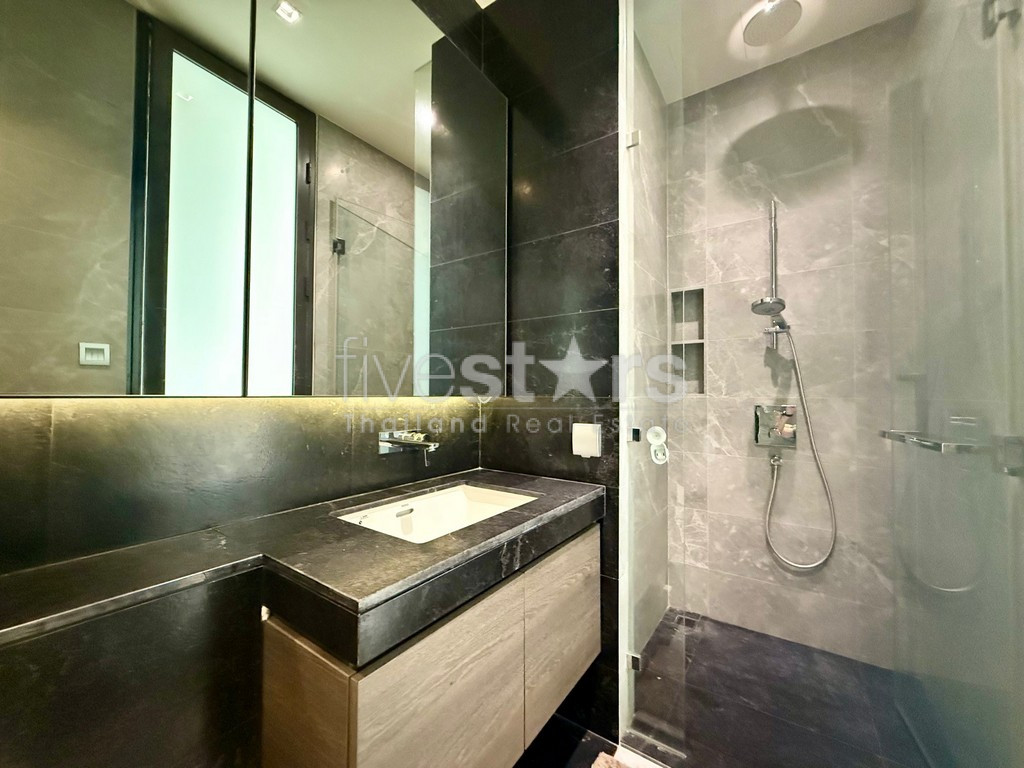 Appartement de standing de 2 chambres à 400m du BTS Chidlom!, photo 13